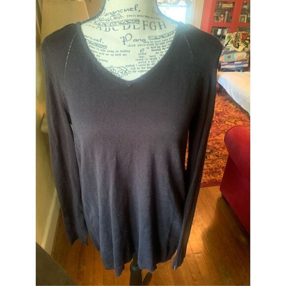 Tribal Black Sweater - Picture 1 of 5